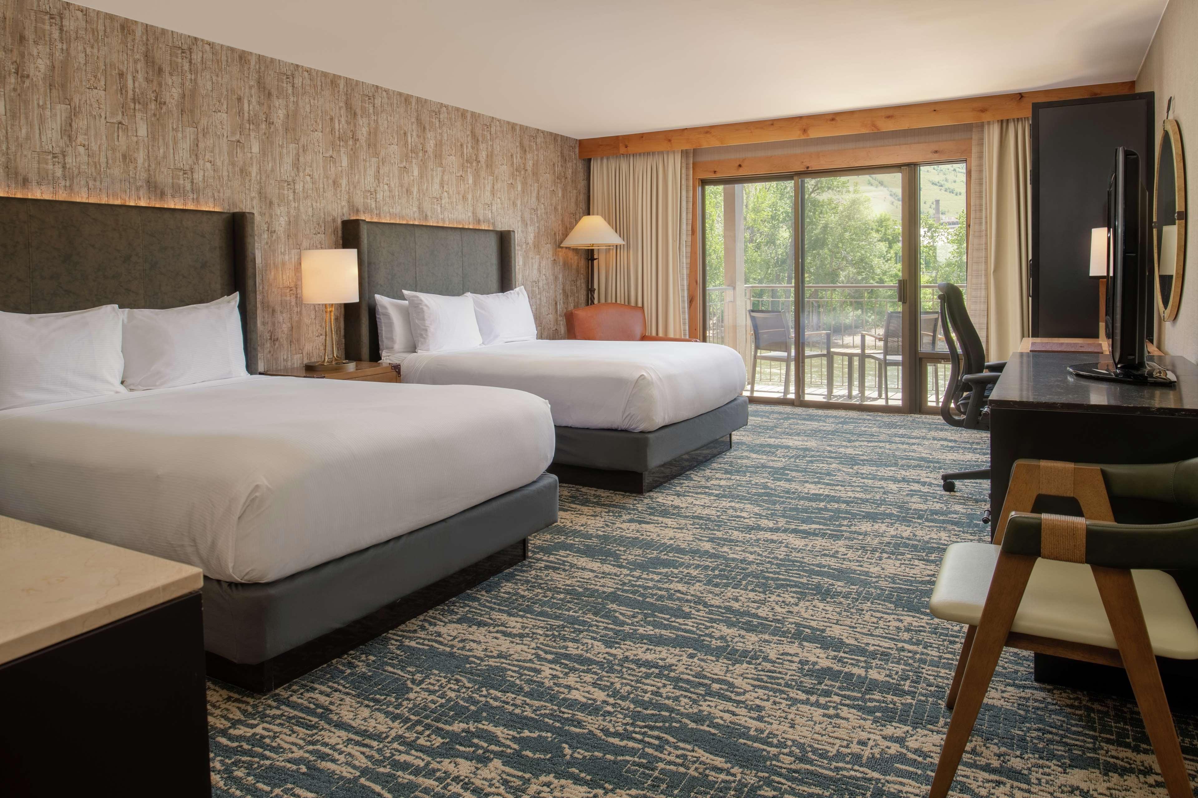 Hotel Doubletree By Hilton Missoula Edgewater Esterno foto