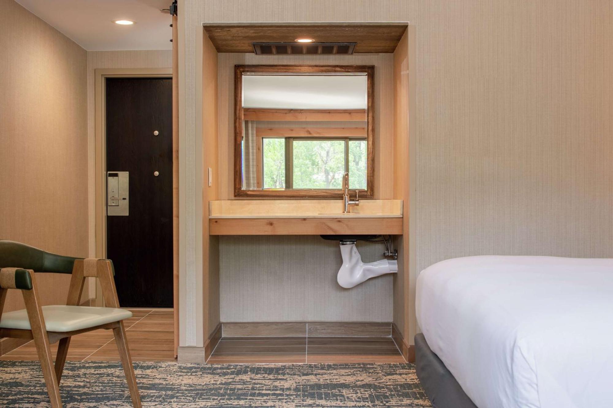 Hotel Doubletree By Hilton Missoula Edgewater Esterno foto
